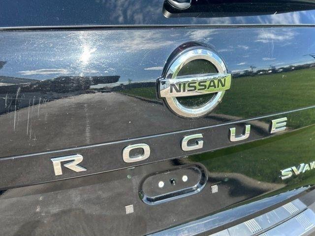 Nissan Rogue  2021