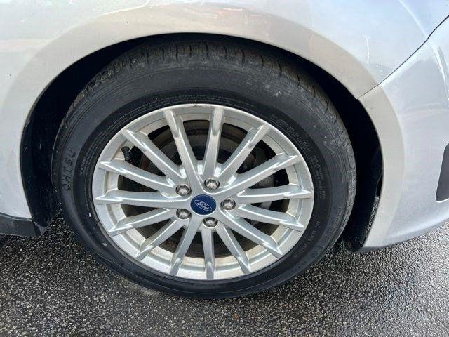 Ford C-Max Hybrid  2014