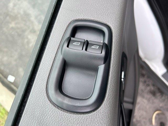 Ford Transit Passenger Wagon  2026