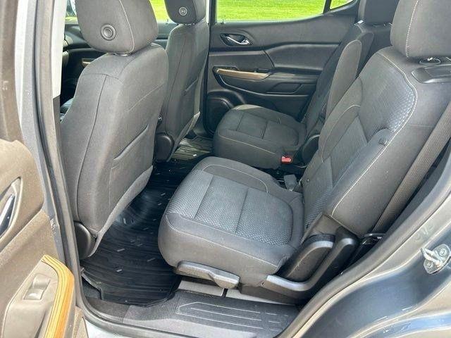 GMC Acadia  2021
