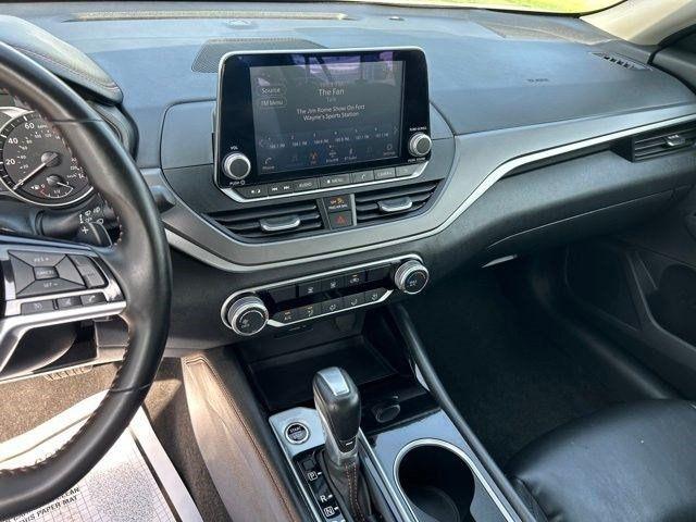 Nissan Altima  2025