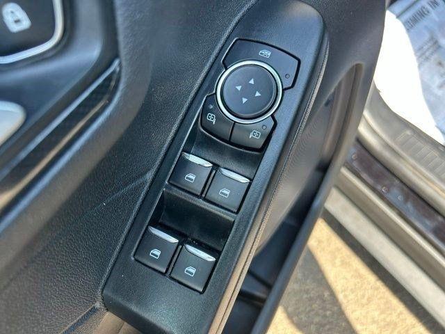 Ford Escape  2023