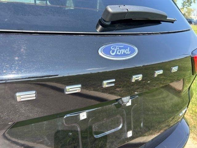 Ford Escape  2023