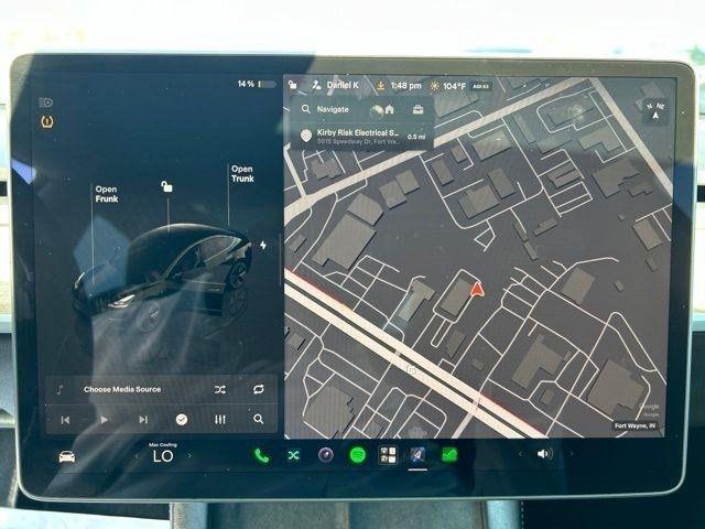 Tesla Model 3  2023