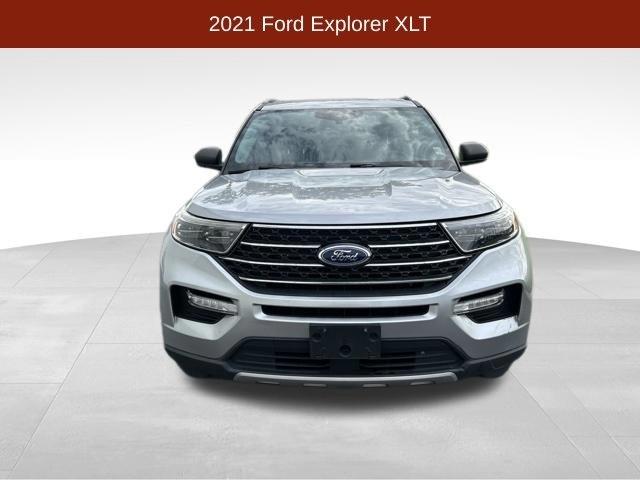 Ford Explorer XLT AWD 2021