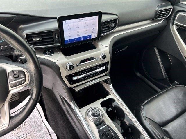 Ford Explorer XLT AWD 2021