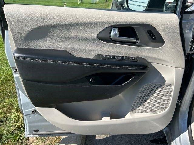 Chrysler Pacifica  2023