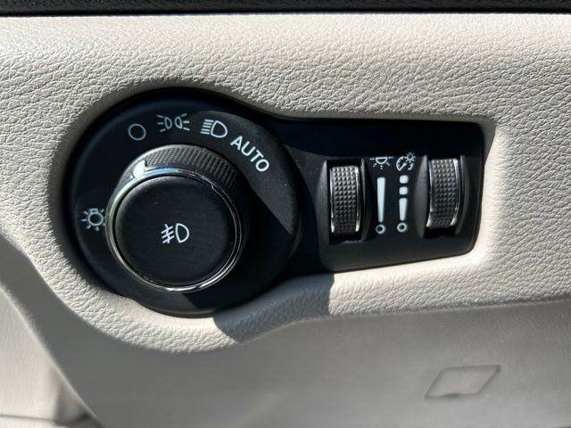 Chrysler Pacifica  2023