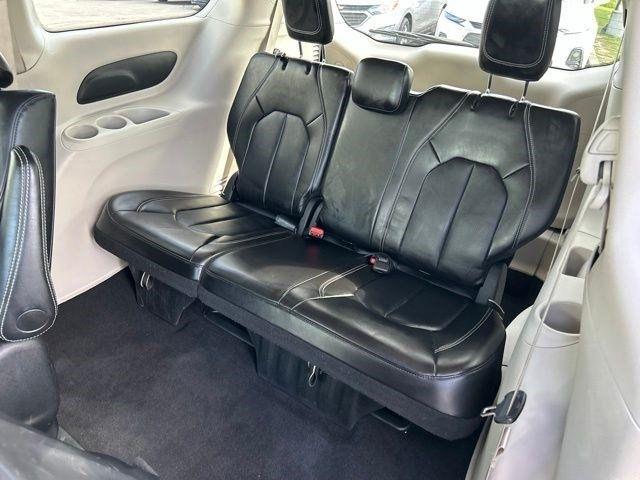 Chrysler Pacifica  2024