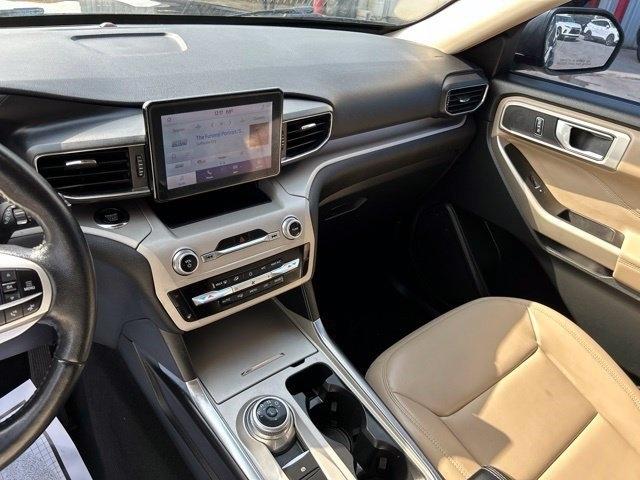 Ford Explorer XLT 2023