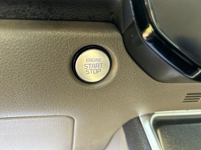Kia Carnival  2025