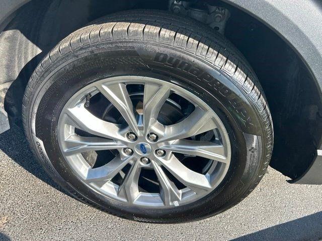 Ford Explorer Limited AWD 2023