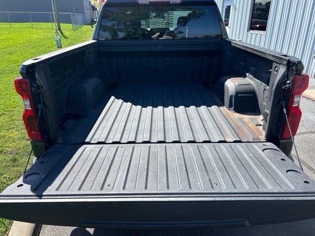 Chevrolet Silverado 1500 LT Crew Cab 4WD 2023