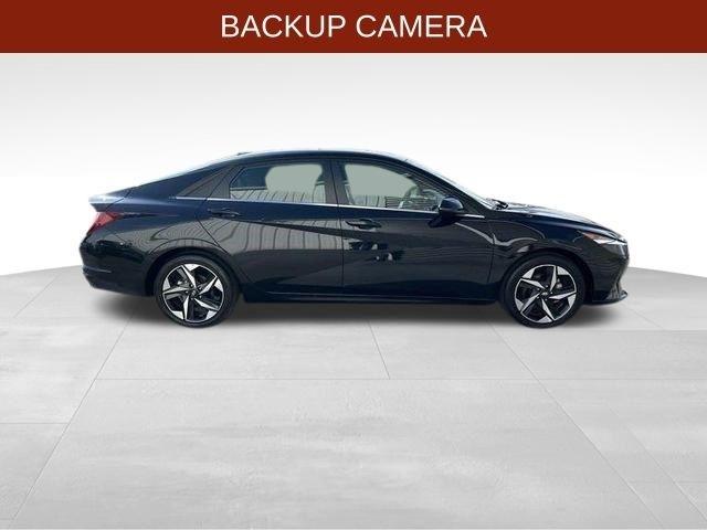 Hyundai Elantra SEL 2022