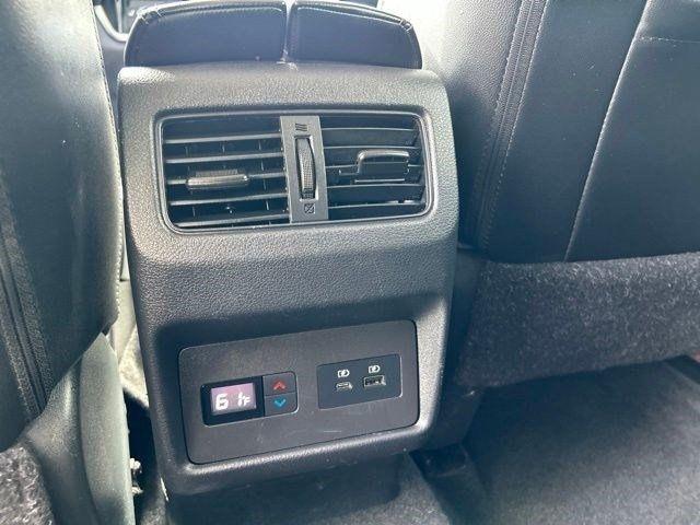 Nissan Rogue  2023