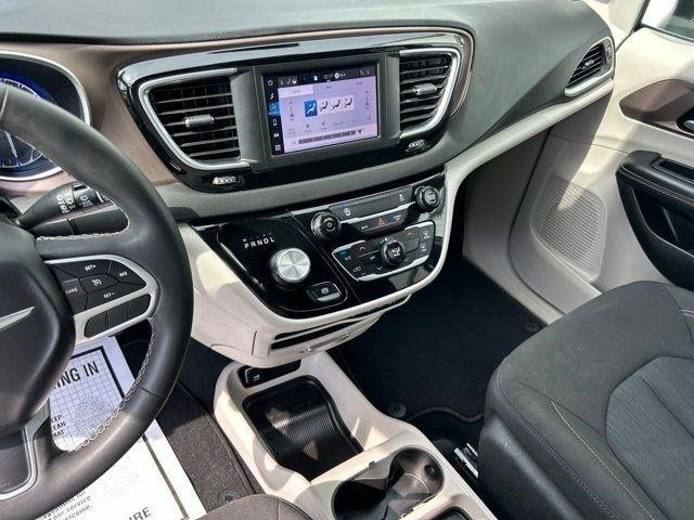 Chrysler Voyager  2024