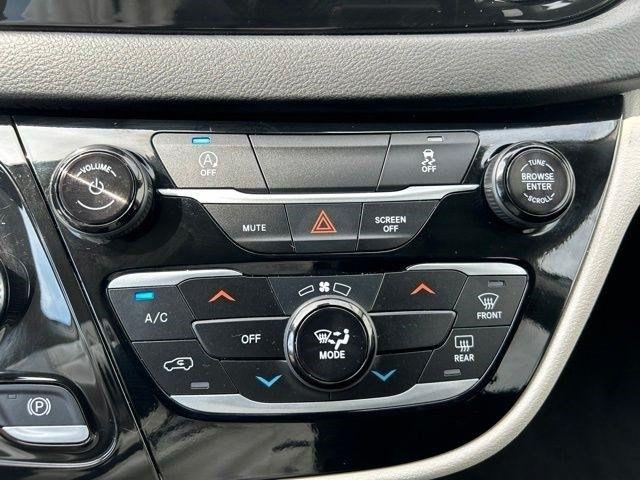 Chrysler Voyager  2024