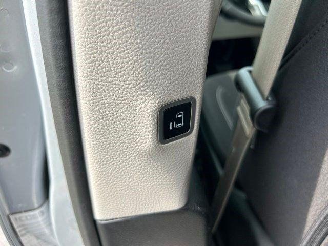 Chrysler Voyager  2024