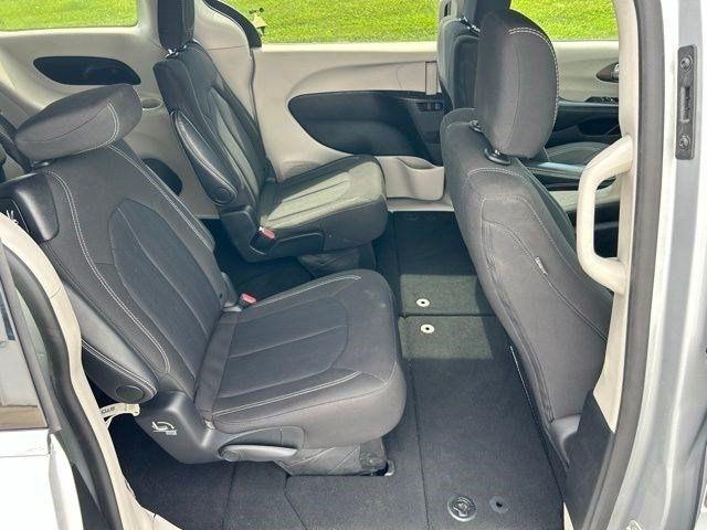 Chrysler Voyager  2024