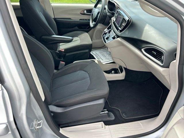 Chrysler Voyager  2024