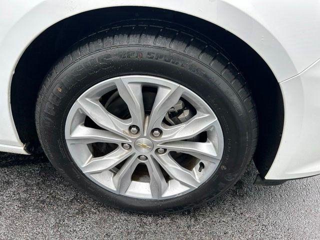Chevrolet Malibu  2023