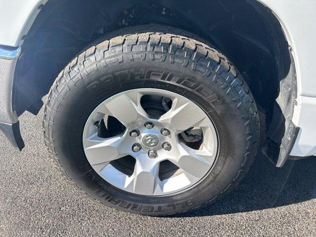 RAM 1500 Big Horn 4x4 Crew Cab 5'7" Box 2023