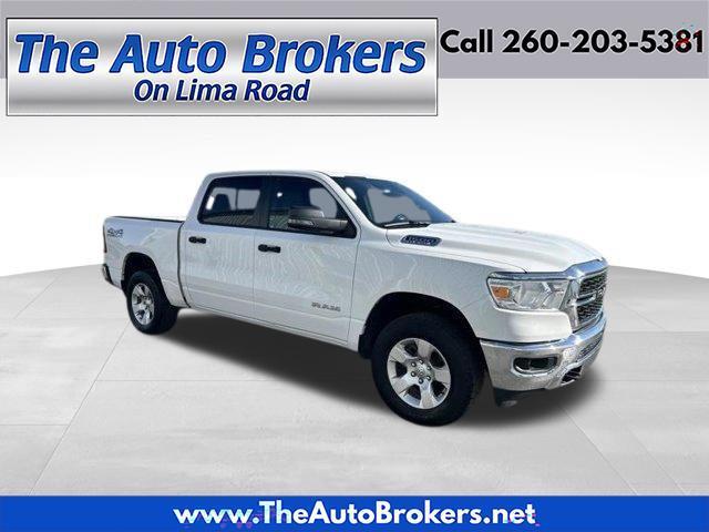 RAM 1500 Big Horn 4x4 Crew Cab 5'7" Box 2023