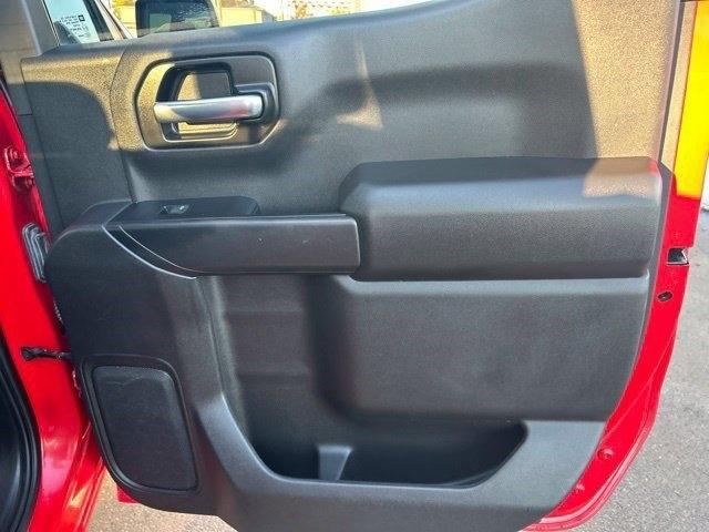 Chevrolet Silverado 1500 LTD 2WD Crew Cab 147" Custom 2022