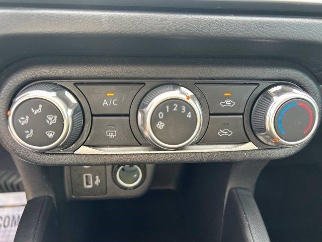 Nissan Versa S CVT 2025