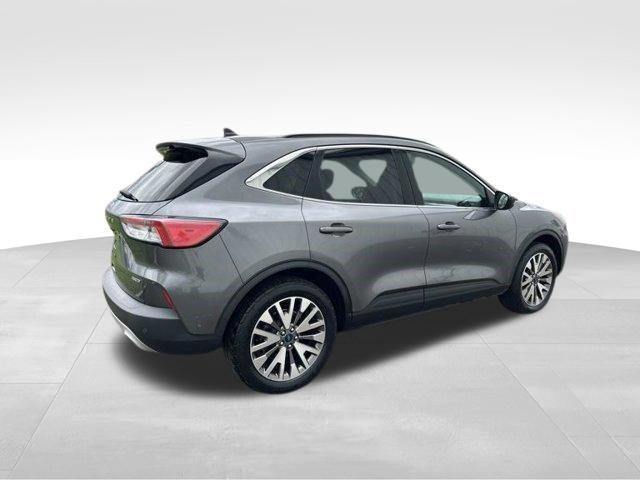 Ford Escape Titanium AWD 2021