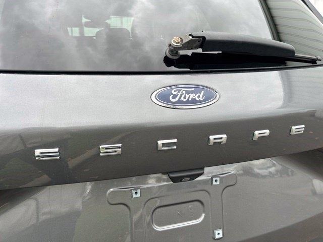 Ford Escape Titanium AWD 2021