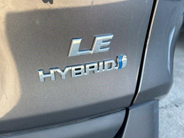 Toyota RAV4 LE 2024