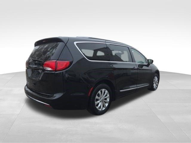 Chrysler Pacifica Touring L FWD 2019