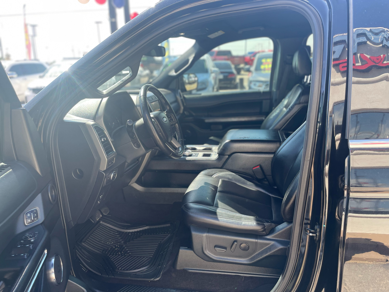 Ford Expedition XLT 4x2 2021 Ford Expedition XLT 4x2 2021