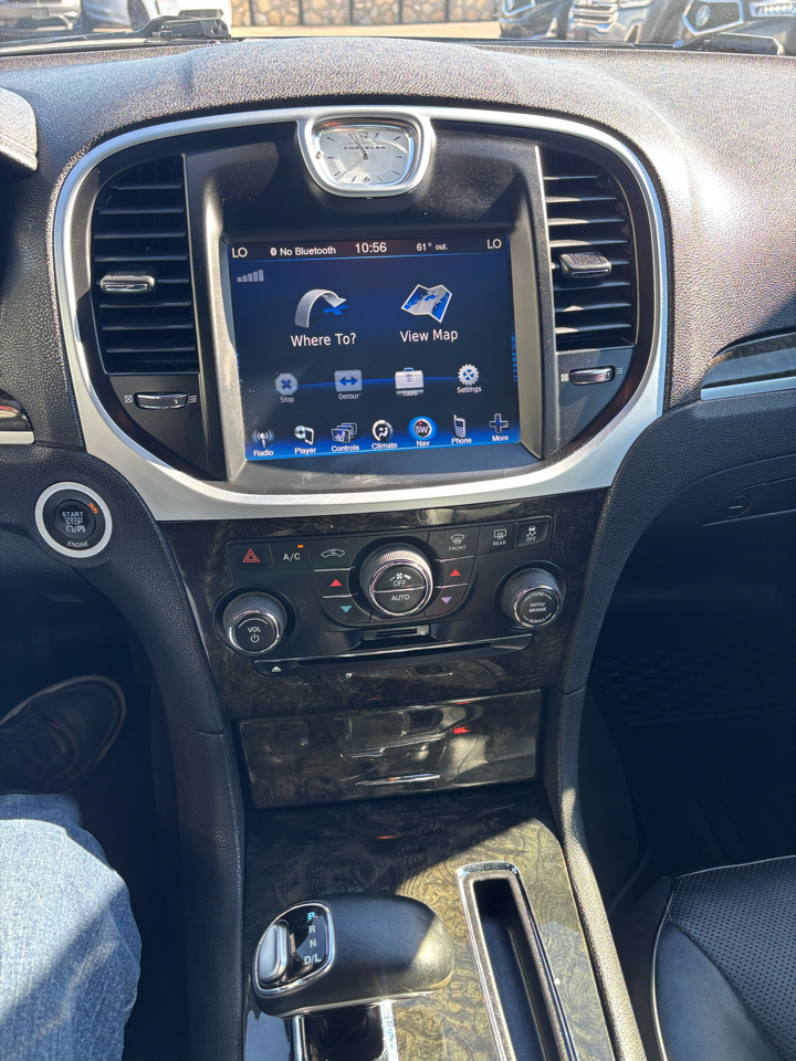 Chrysler 300 4dr Sdn 300C AWD 2013