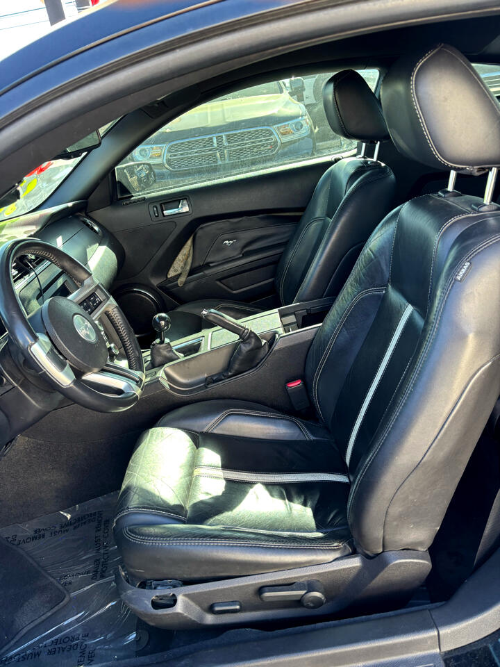 Ford Mustang 2dr Cpe GT 2012