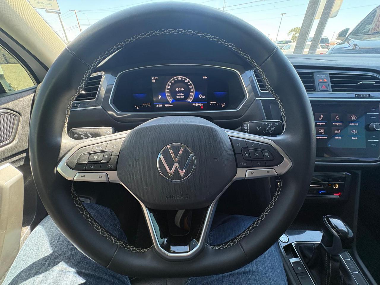 Volkswagen Tiguan 2.0T SE FWD 2022