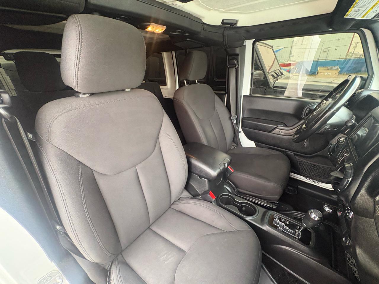 Jeep Wrangler Unlimited 4WD 4dr Sport 2018