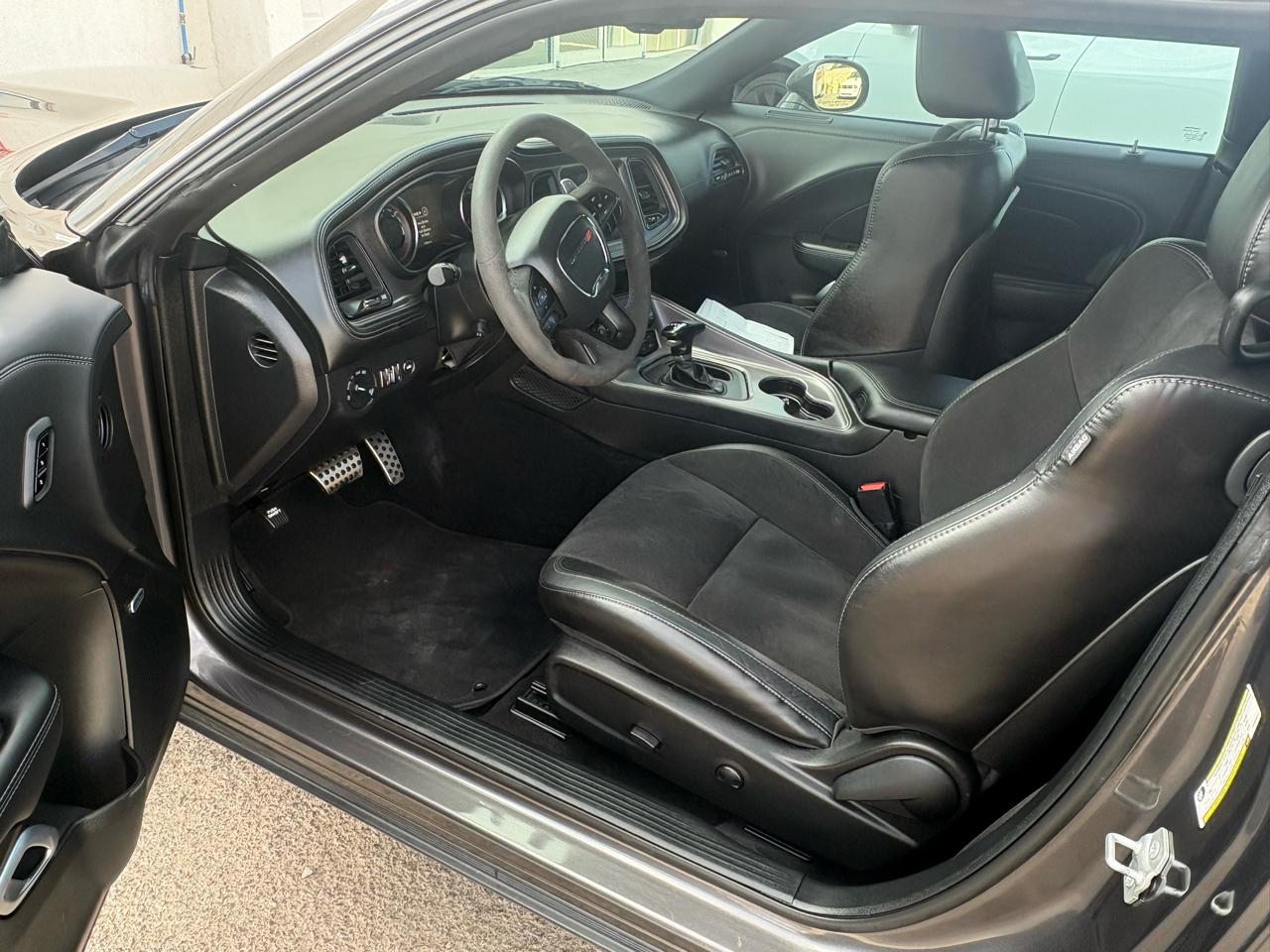 Dodge Challenger R/T Scat Pack RWD 2023