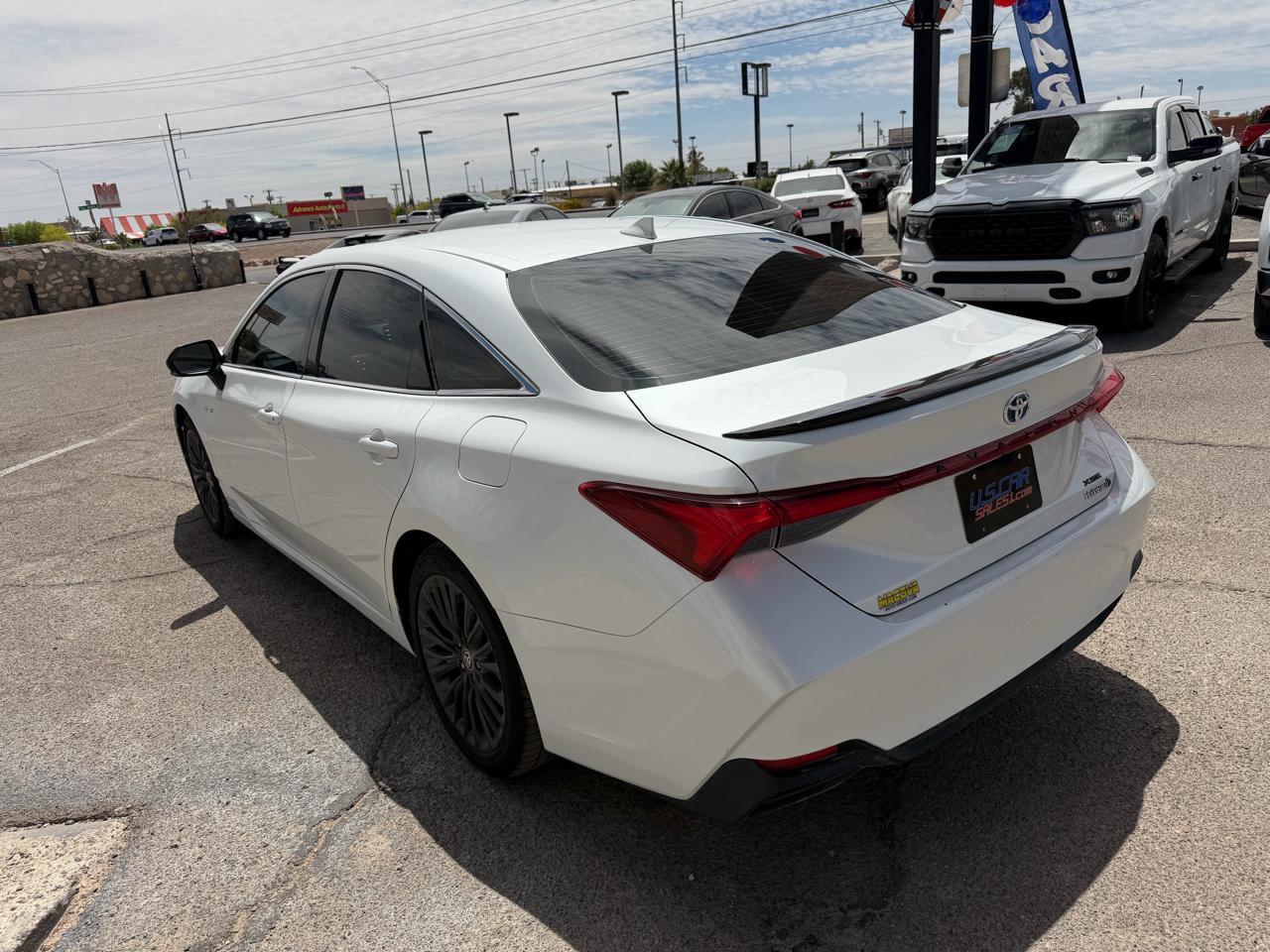 Toyota Avalon Hybrid XSE FWD (Natl) 2021