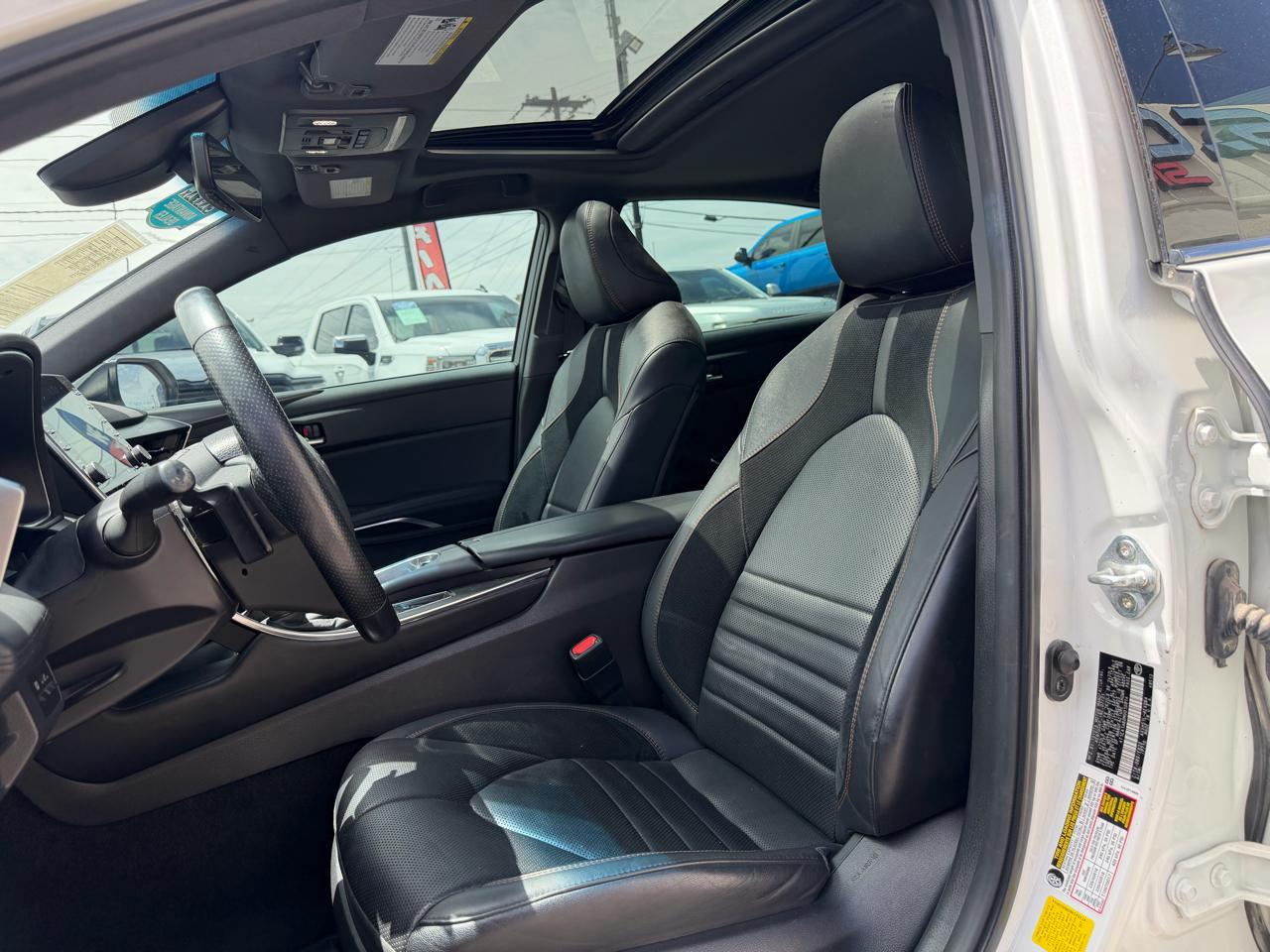Toyota Avalon Hybrid XSE FWD (Natl) 2021