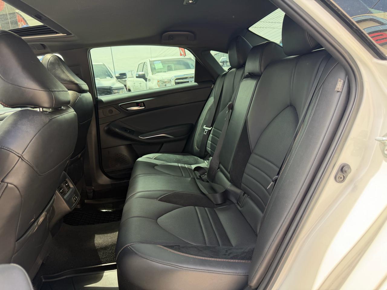 Toyota Avalon Hybrid XSE FWD (Natl) 2021