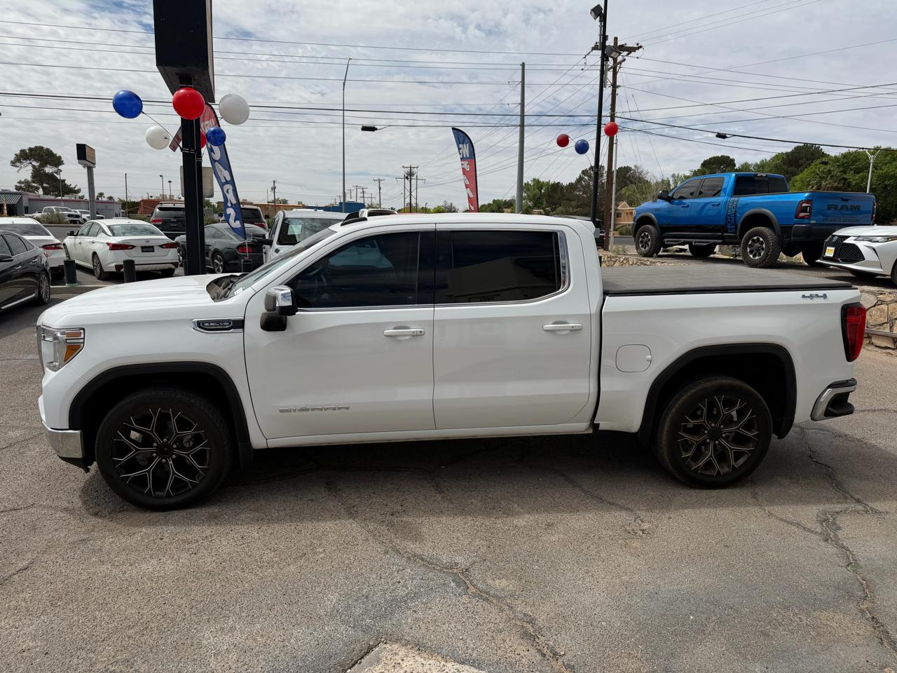 GMC Sierra 1500 4WD Crew Cab 147" SLE 2020