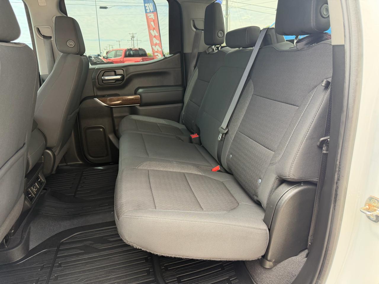 GMC Sierra 1500 4WD Crew Cab 147" SLE 2020