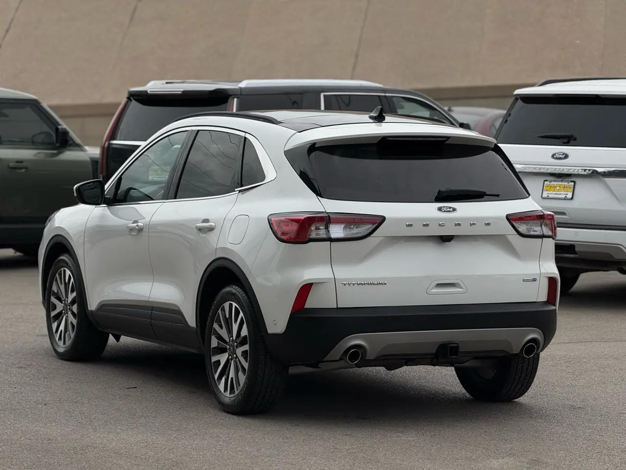 Ford Escape Titanium AWD 2020
