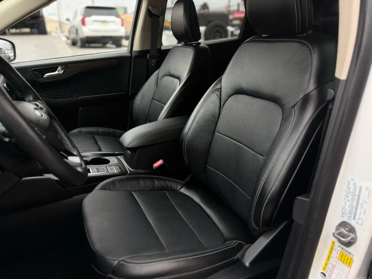 Ford Escape Titanium AWD 2020