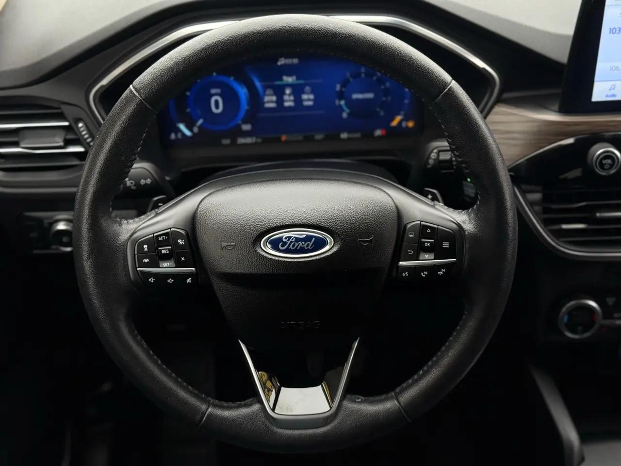 Ford Escape Titanium AWD 2020
