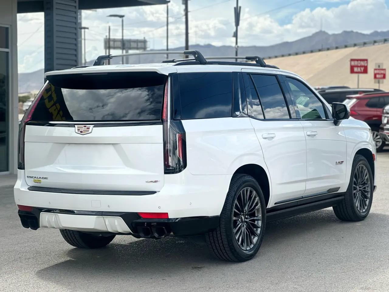 Cadillac Escalade AWD 4dr V-Series 2023