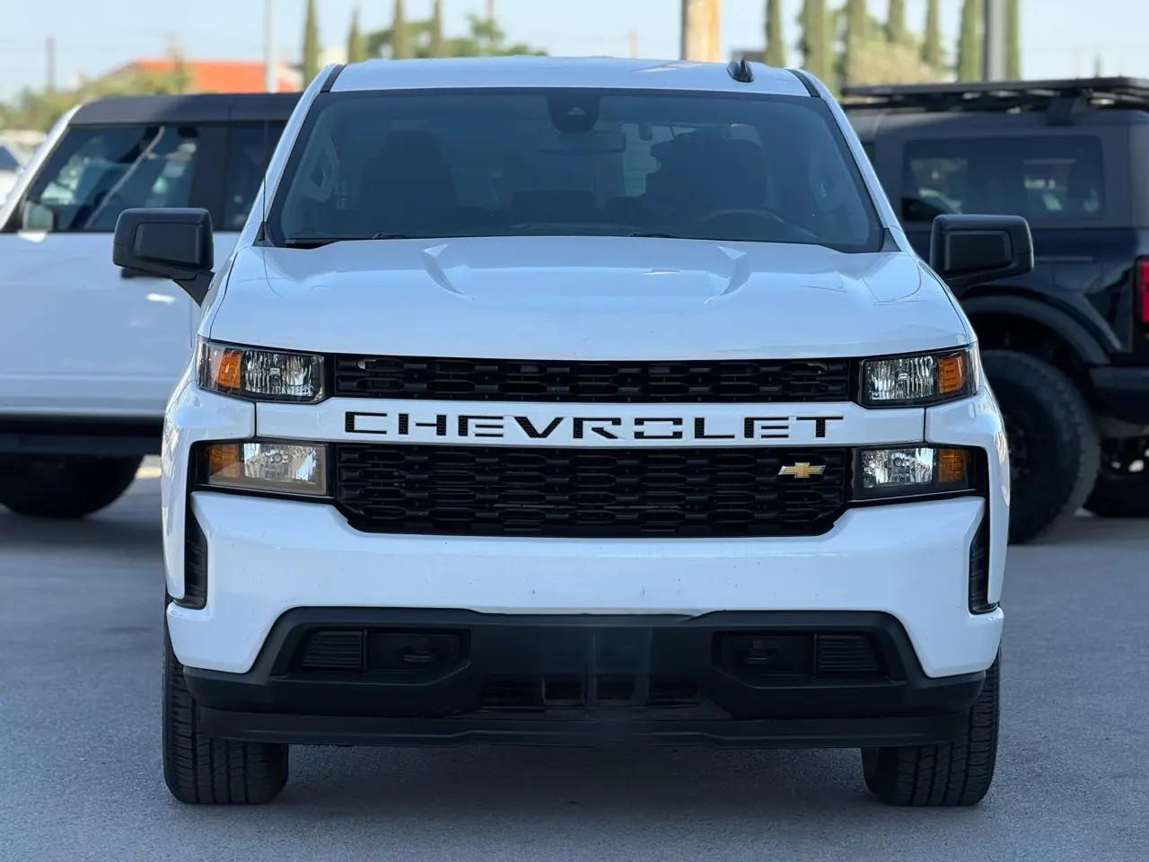 Chevrolet Silverado 1500 LTD 2WD Crew Cab 147" Custom 2022
