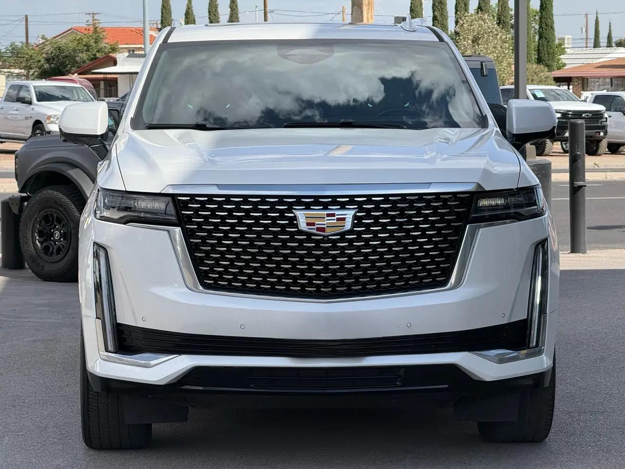 Cadillac Escalade 4WD 4dr Premium Luxury 2023